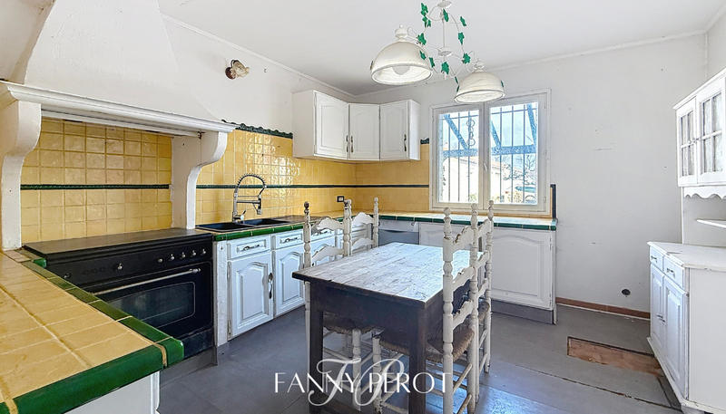 Maison - 148 m² - 5 pièces