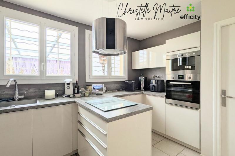 Maison - 130 m² - 5 pièces