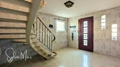 Maison - 125 m² - 5 pièces