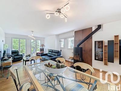 Maison - 180 m² - 5 pièces