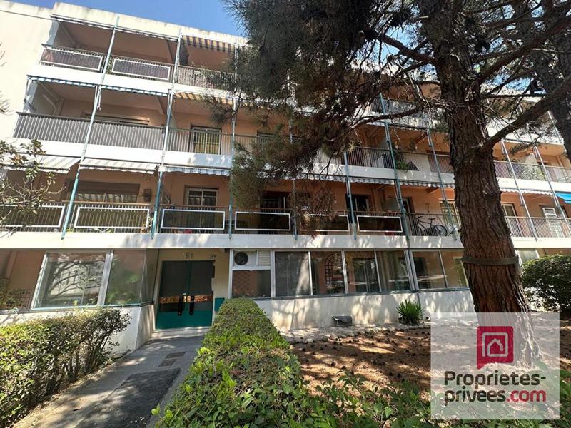 Appartement - 86 m² - 4 pièces