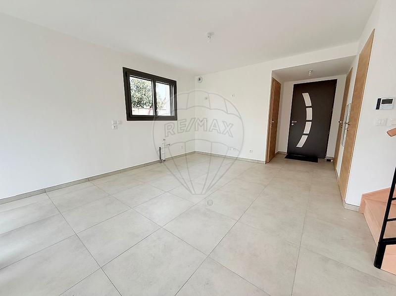 Maison - 103 m² - 4 pièces