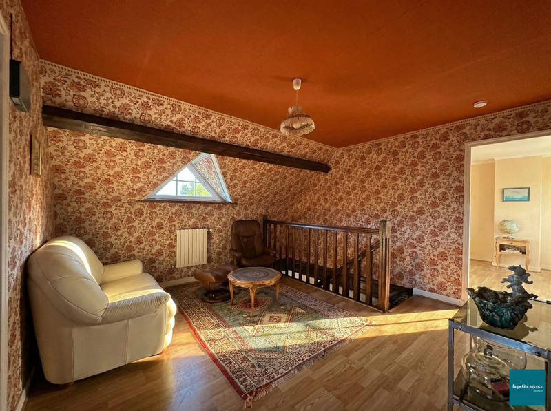 Maison - 148 m² - 8 pièces