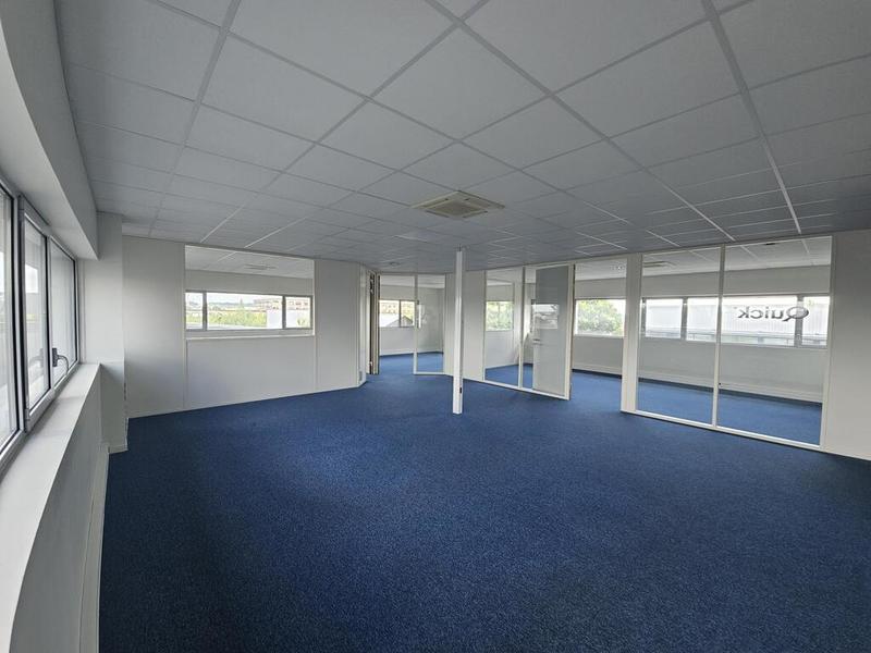 Bureau - 164 m²