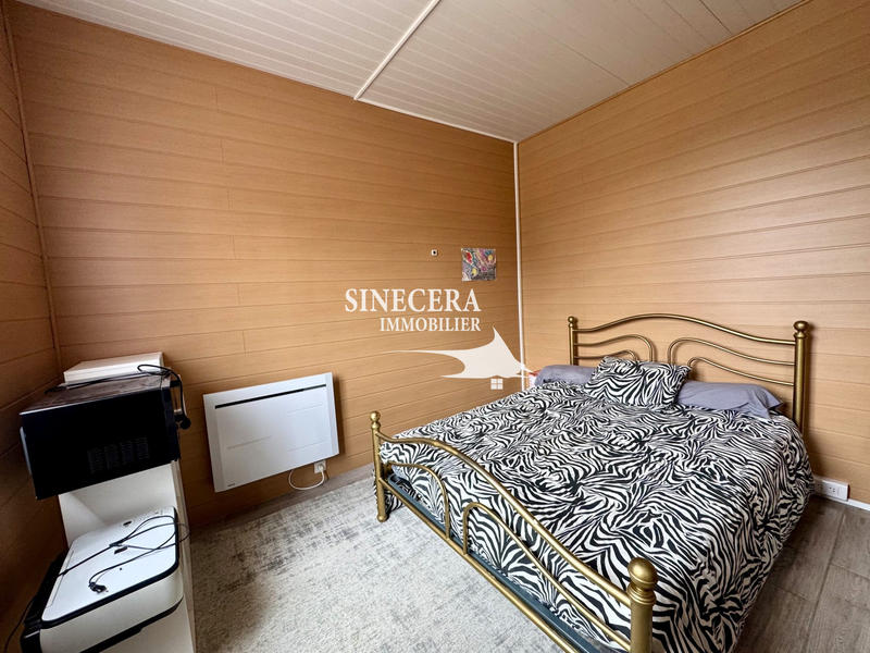 Maison - 243 m² - 10 pièces