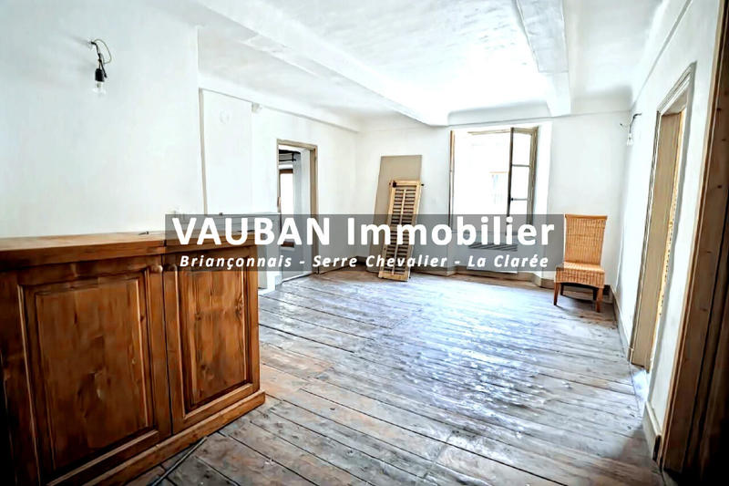 Appartement - 112 m² - 7 pièces