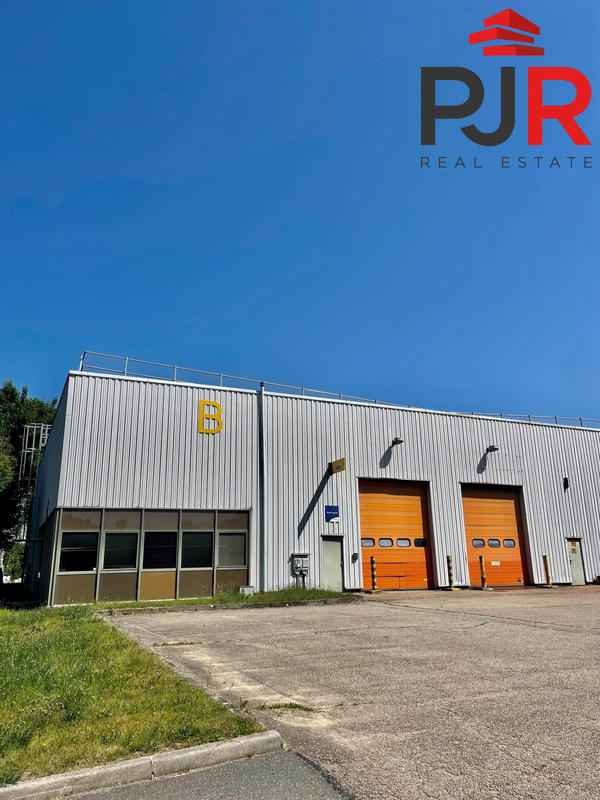 Local d'activités - 1 725 m²