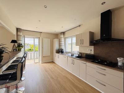 Maison - 165 m² - 6 pièces