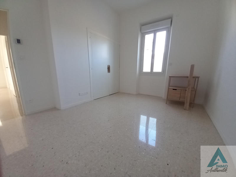 Appartement - 145 m² - 5 pièces