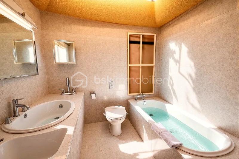Appartement - 88 m² - 5 pièces