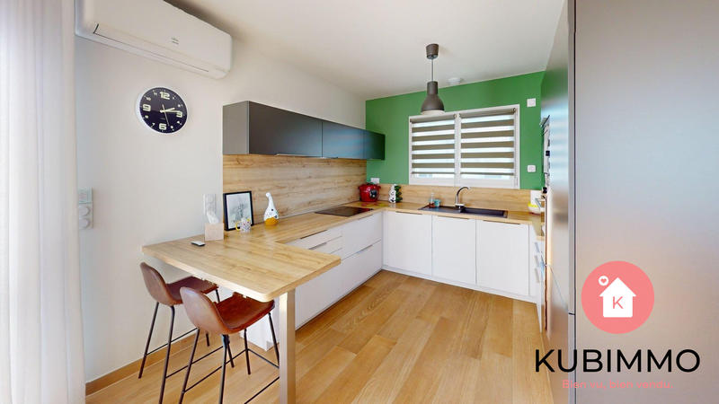 Maison - 101 m² - 4 pièces