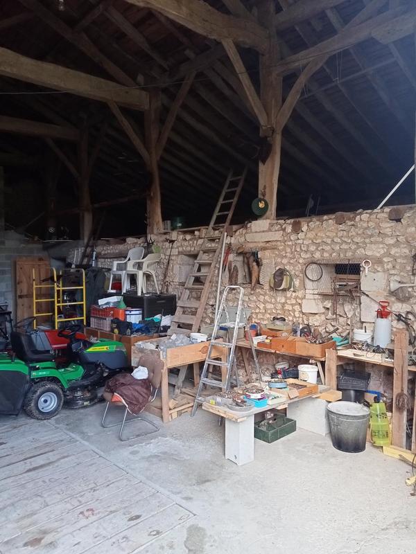 Maison - 305 m² - 9 pièces