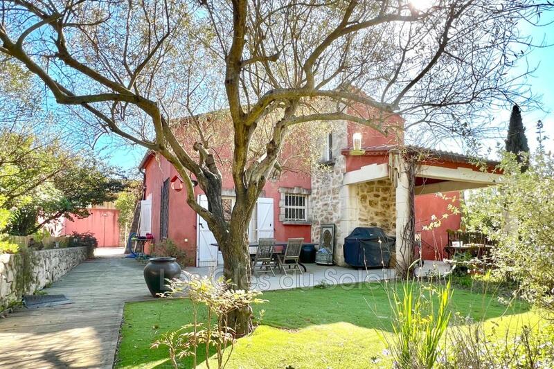 Villa - 170 m² - 8 pièces