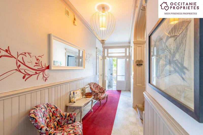 Maison de village - 315 m² - 12 pièces