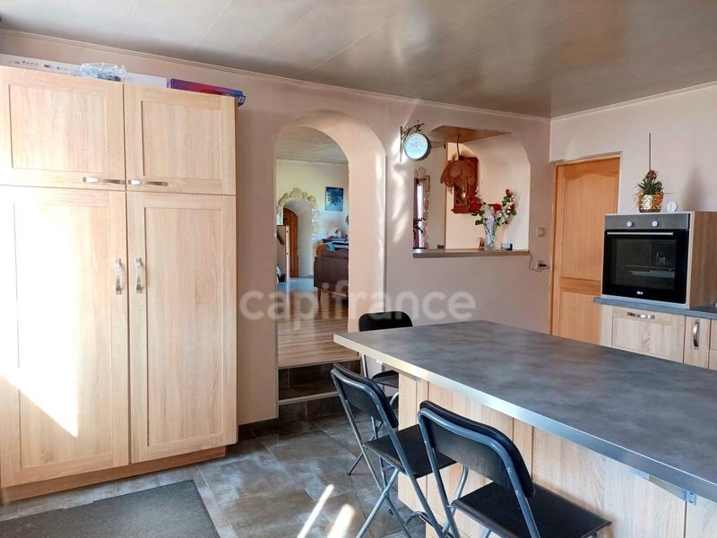 Maison - 268 m² - 7 pièces