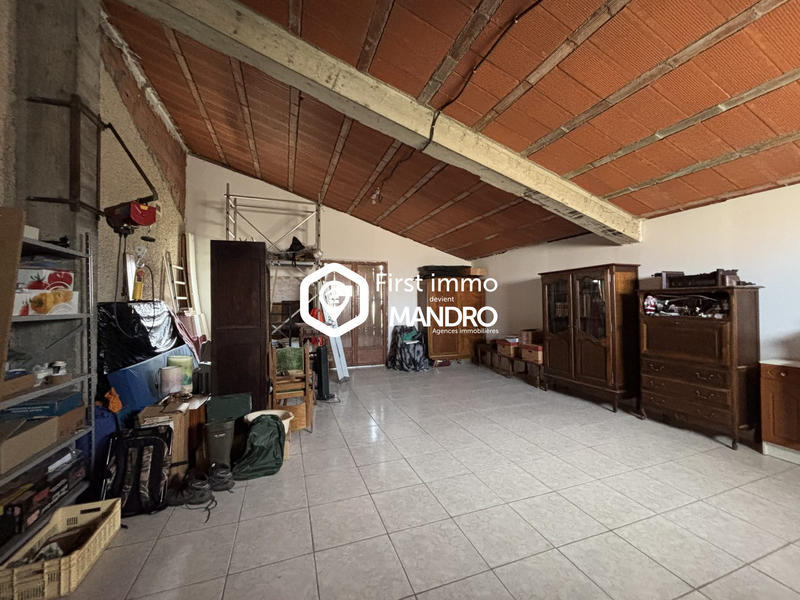 Maison traditionnelle - 137 m² - 6 pièces