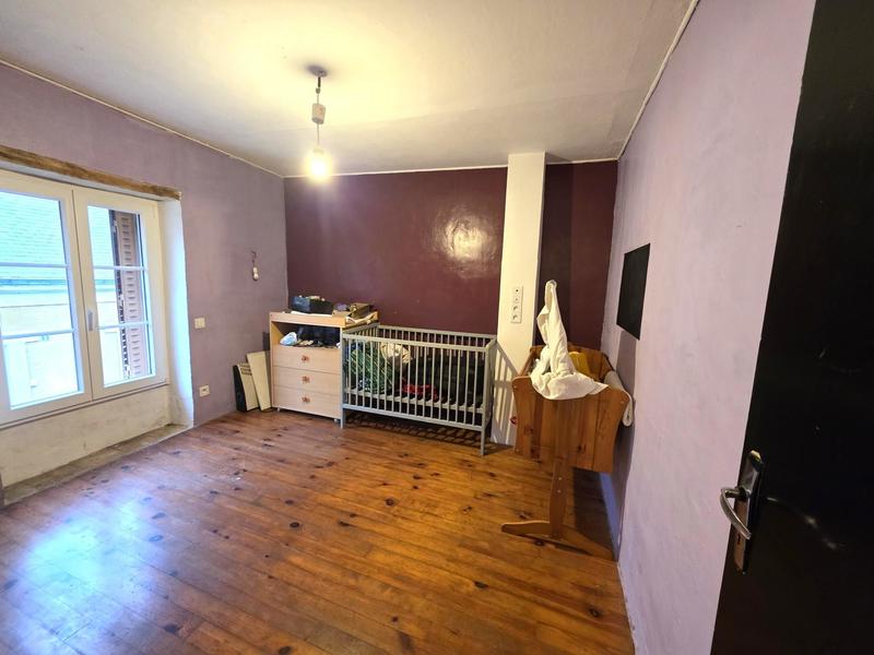 Maison - 163 m² - 8 pièces