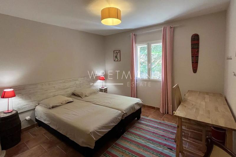 Villa - 210 m² - 7 pièces