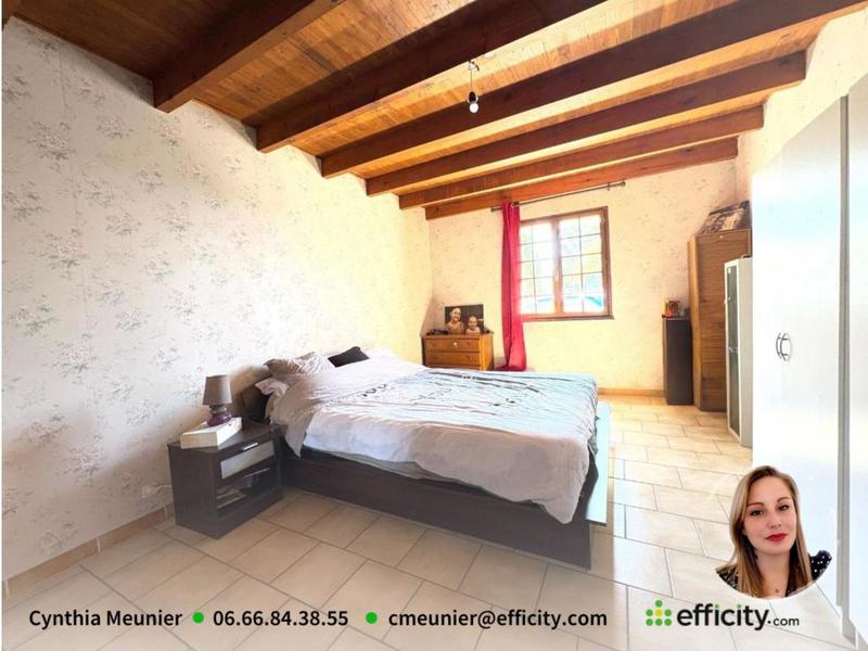 Maison - 324 m² - 11 pièces