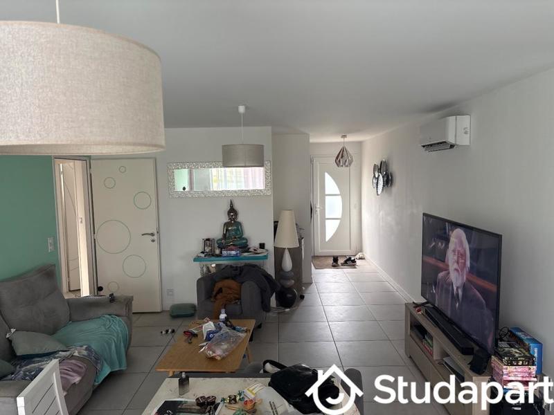 Chambre - 11 m² - 1 pièce