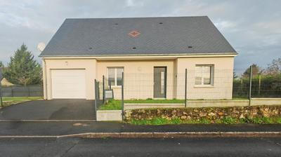 Maison - 80 m² - 5 pièces