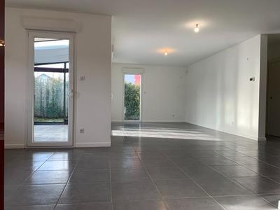 Maison - 103 m² - 5 pièces