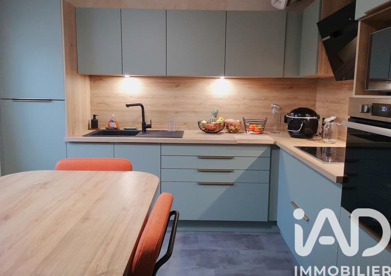 Maison - 95 m² - 5 pièces