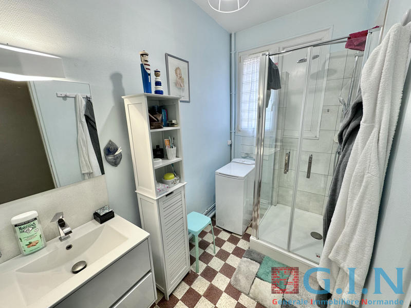 Appartement - 84 m² - 3 pièces