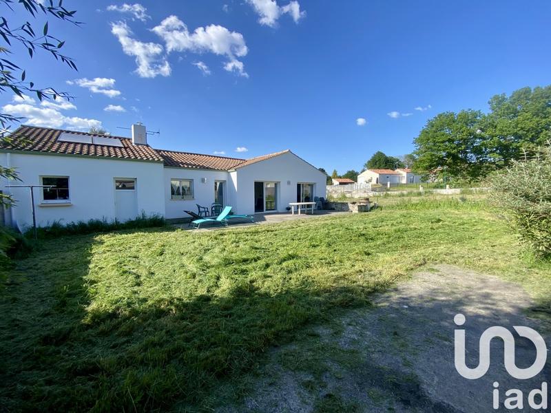 Maison - 121 m² - 6 pièces