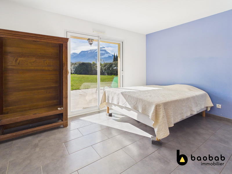 Maison - 192 m² - 5 pièces