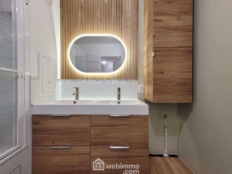 Appartement - 82 m² - 4 pièces