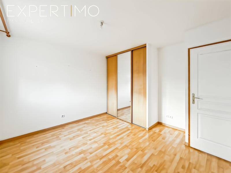 Maison - 88 m² - 5 pièces