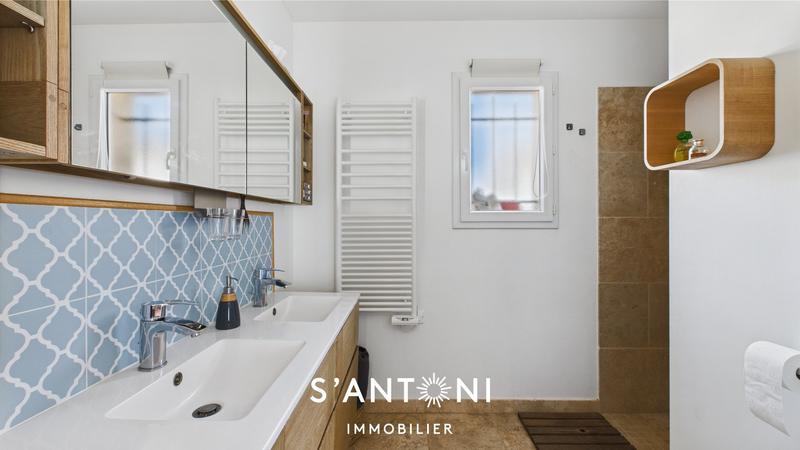 Maison - 135 m² - 5 pièces