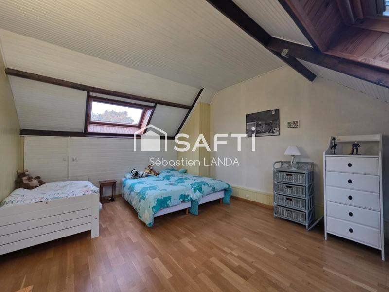 Maison - 140 m² - 6 pièces