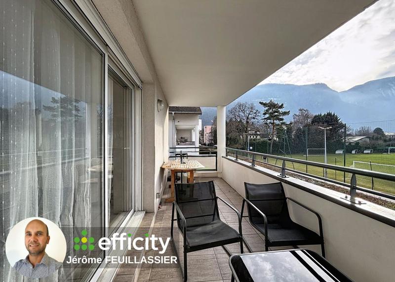 Appartement - 94 m² - 4 pièces