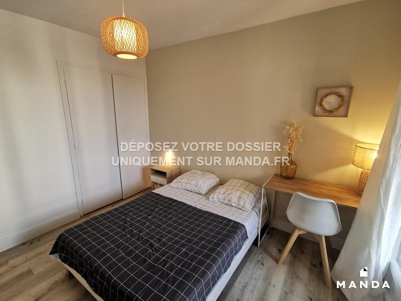 Chambre - 10 m² - 4 pièces