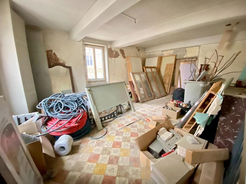 Maison de bourg - 400 m² - 13 pièces