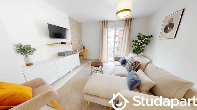 Chambre - 10 m² - 1 pièce