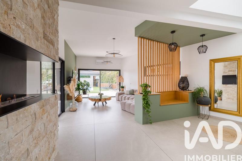 Maison - 193 m² - 5 pièces