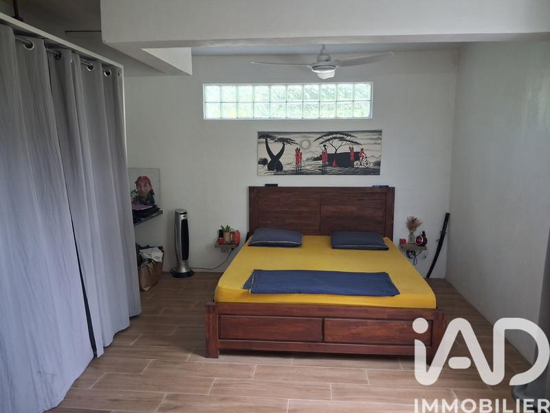 Maison - 145 m² - 9 pièces