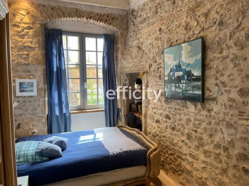 Maison - 395 m² - 12 pièces