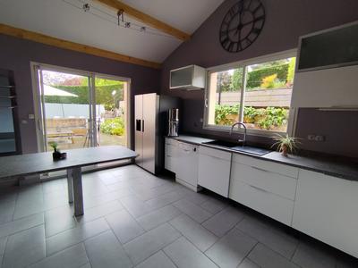 Maison - 144 m² - 7 pièces