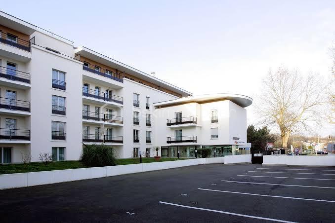 Studio - 25 m² - 1 pièce