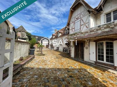 Propriété - 486 m² - 11 pièces