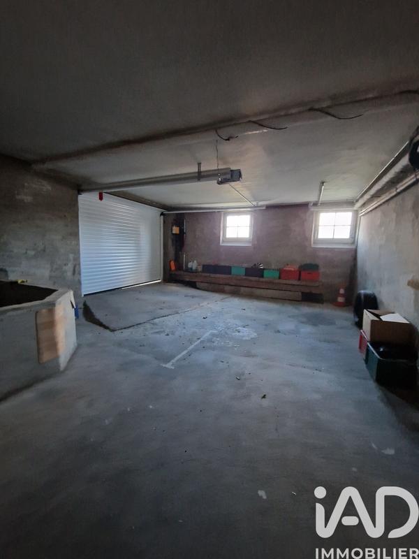 Maison - 223 m² - 12 pièces