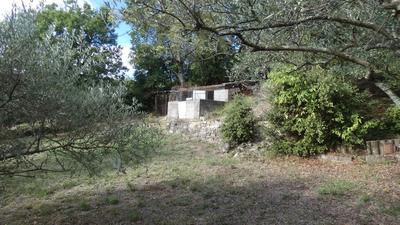Terrain constructible - 1 225 m²