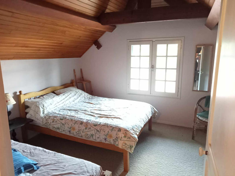 Maison - 231 m² - 12 pièces