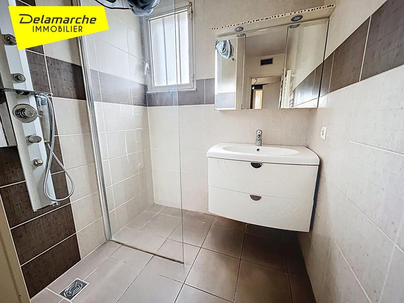 Maison - 104 m² - 5 pièces