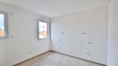 Appartement - 108 m² - 6 pièces