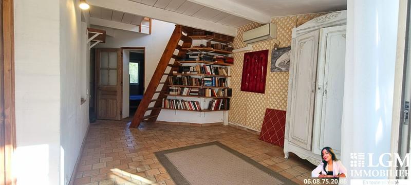 Villa - 300 m² - 8 pièces